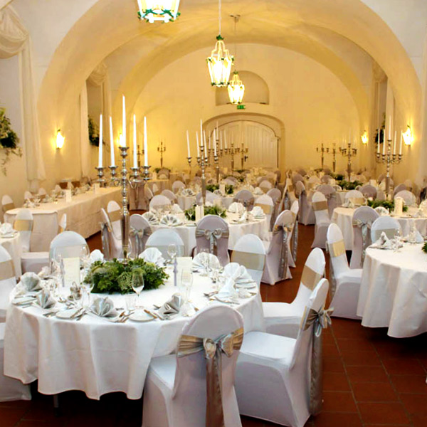 MÄRCHENHOCHZEIT Firmenfeierndekoration